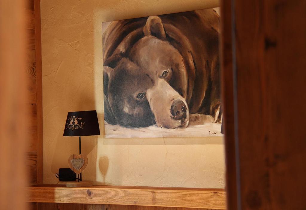 Bed and Breakfast Les Trompeurs Chez Odette Cogne Pokoj fotografie